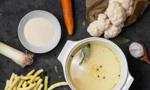 Jakie przyprawy do zupy kalafiorowej, aby uzyskać wyjątkowy smak?